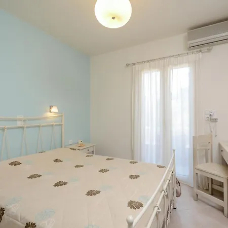 Irini Agia Anna (Naxos)