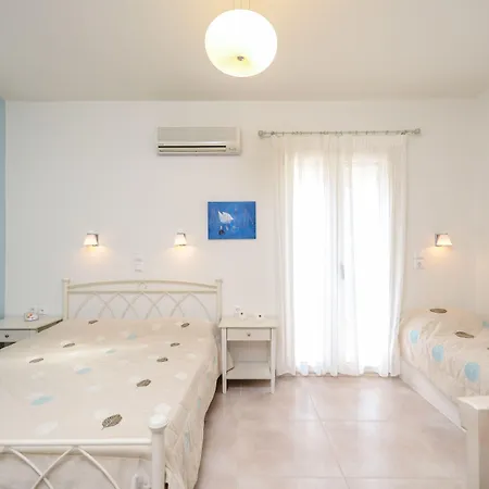 Irini Agia Anna (Naxos)