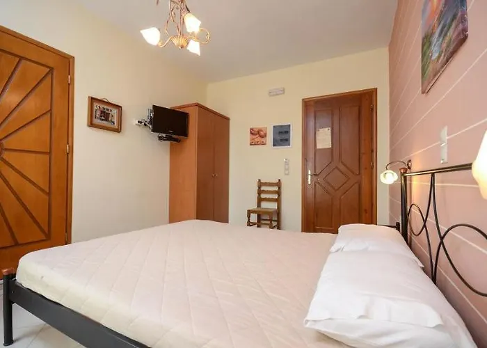 Irini * Agia Anna (Naxos)